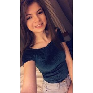 Meet your Posher, Desarae